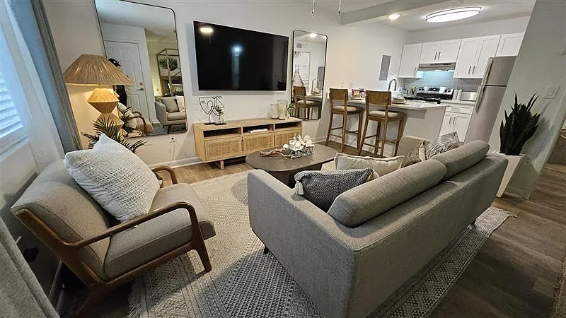 The Delmar — Photo 4