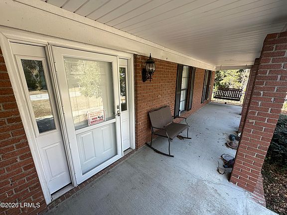 2nd image of 299 Warren St