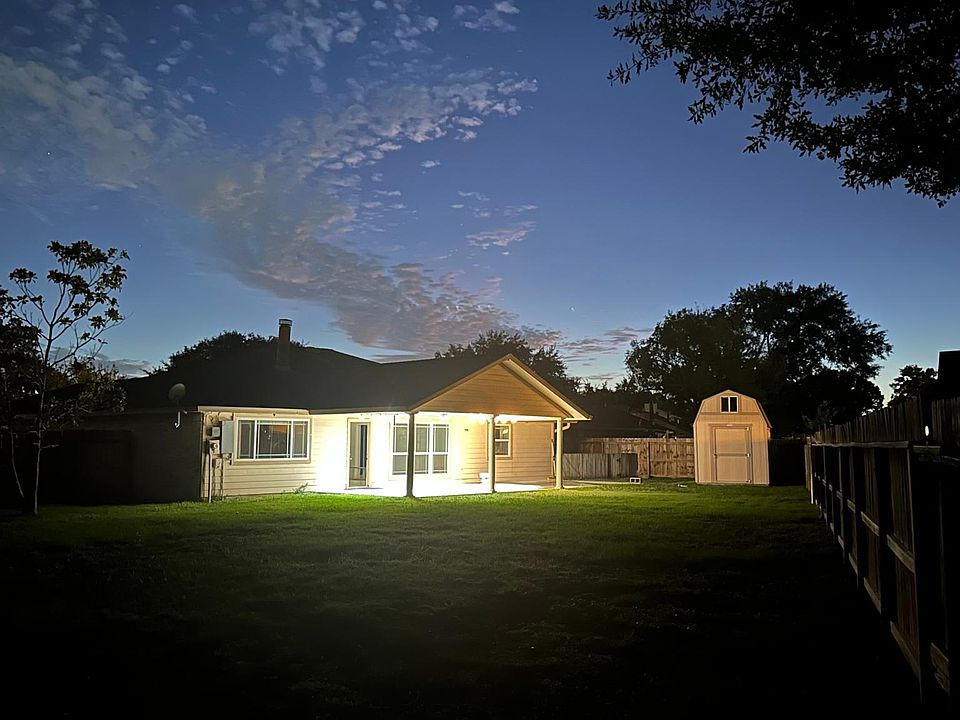 1st image of 13302 Pecan Oak Dr