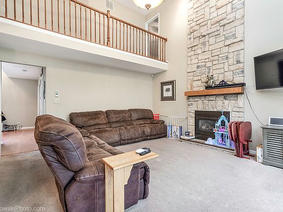 5th image of 106 Wildflower Way