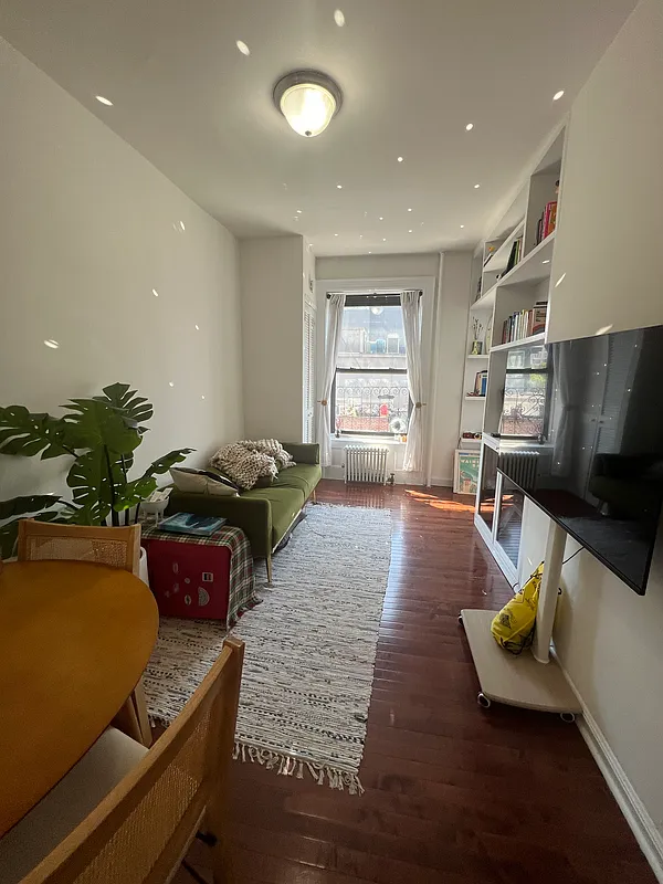 169 Sullivan Street 14