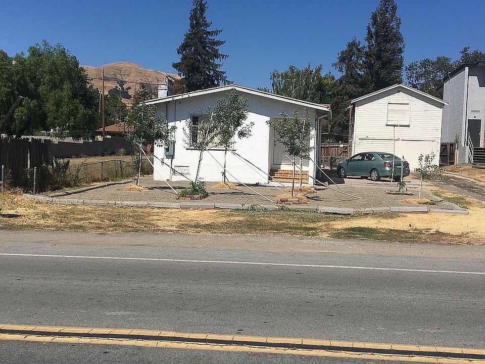 1st image of 234 Kirk Ave