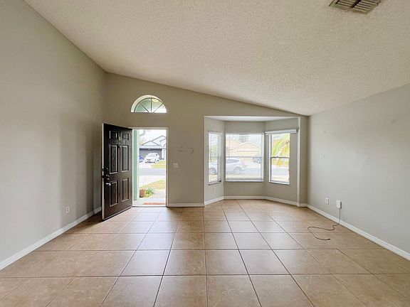 2nd image of 1880 Olivia Cir