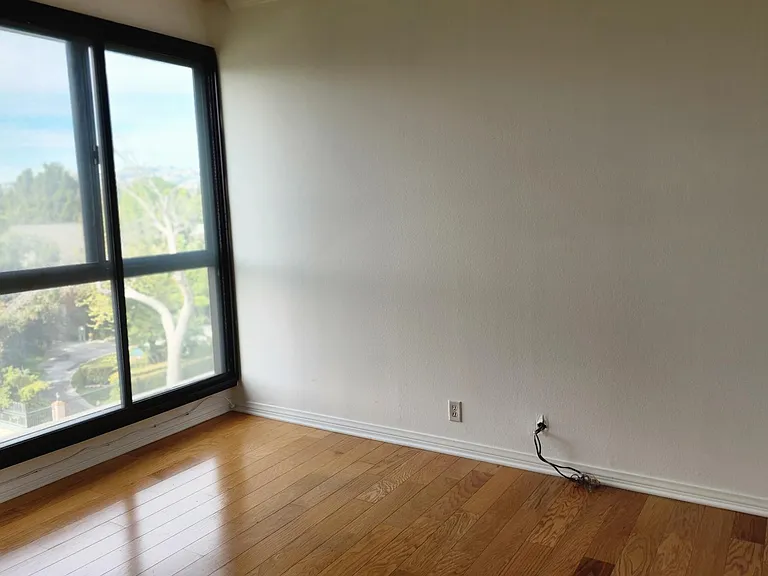 4477 Wilshire Blvd #310 — Photo 11