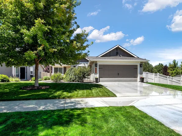 9271 S Copeland Way, Kuna, ID 83634