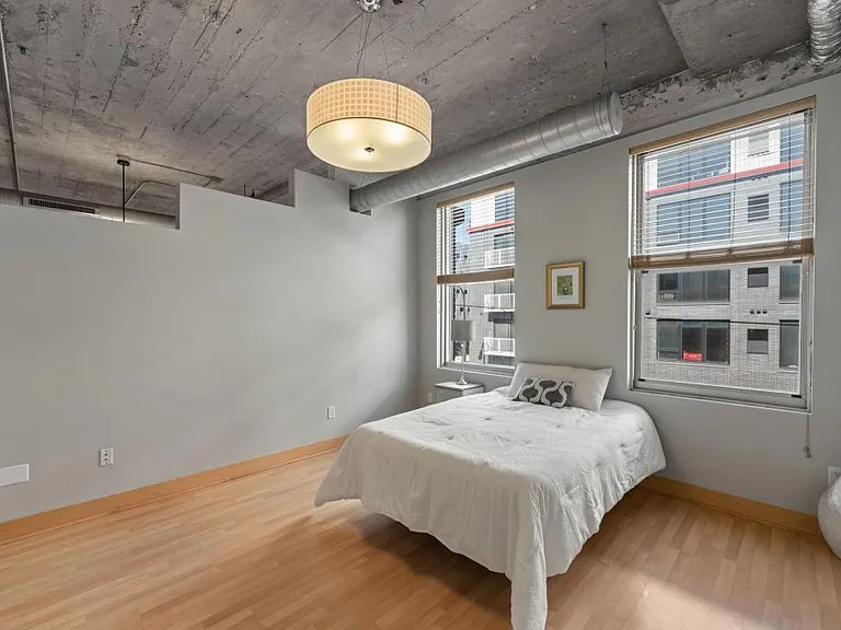 918 3rd St N #207 — Photo 10