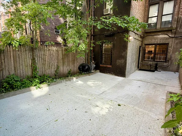 129 West 85th Street image 1 of 8