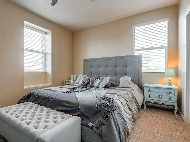 4300 Newton Ave #61 — Photo 22