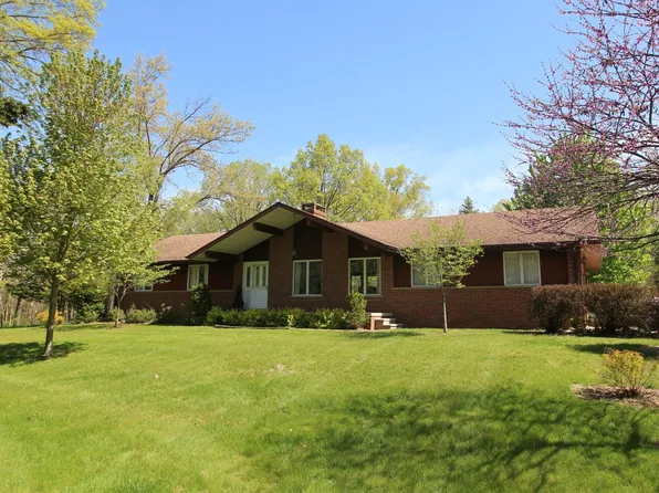 19383 Savage Rd, Belleville, MI 48111