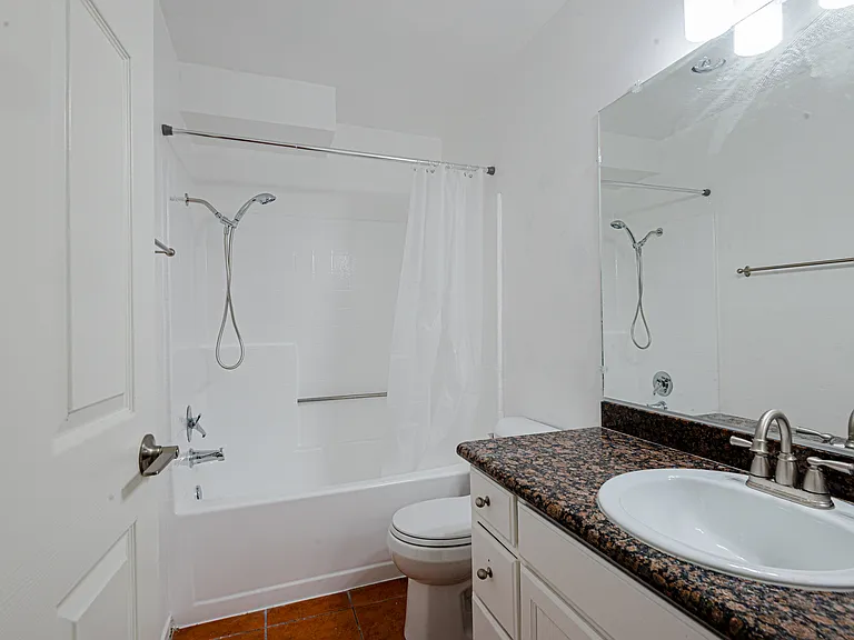 CYPRESS CONDOMINIUMS — Photo 27