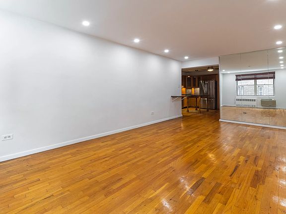 4th image of 309 E 87th St APT 3G