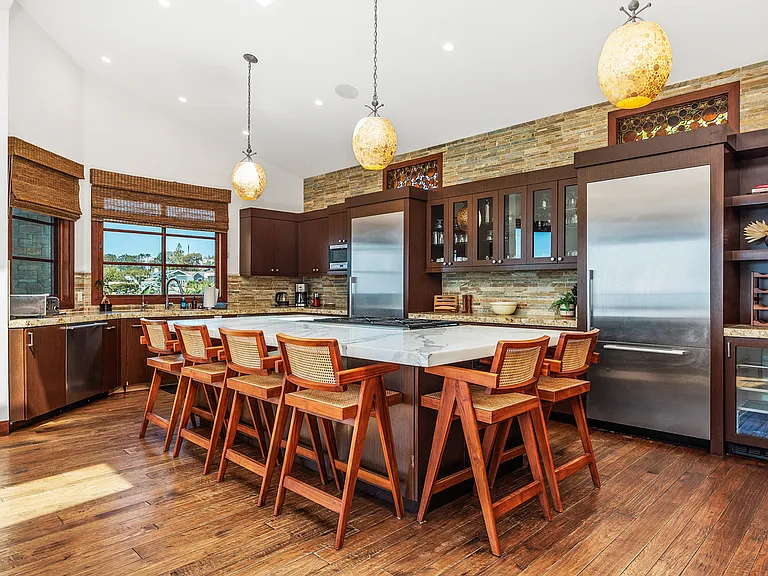 2260 El Amigo Rd — Photo 16