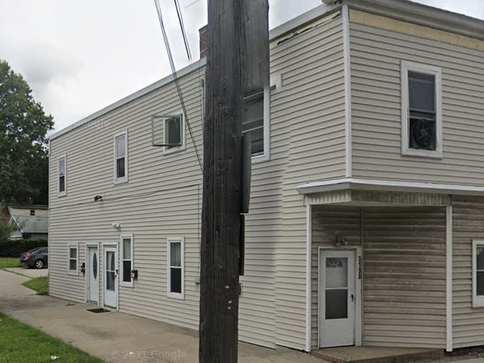 1st image of 3130 W 73rd St #A