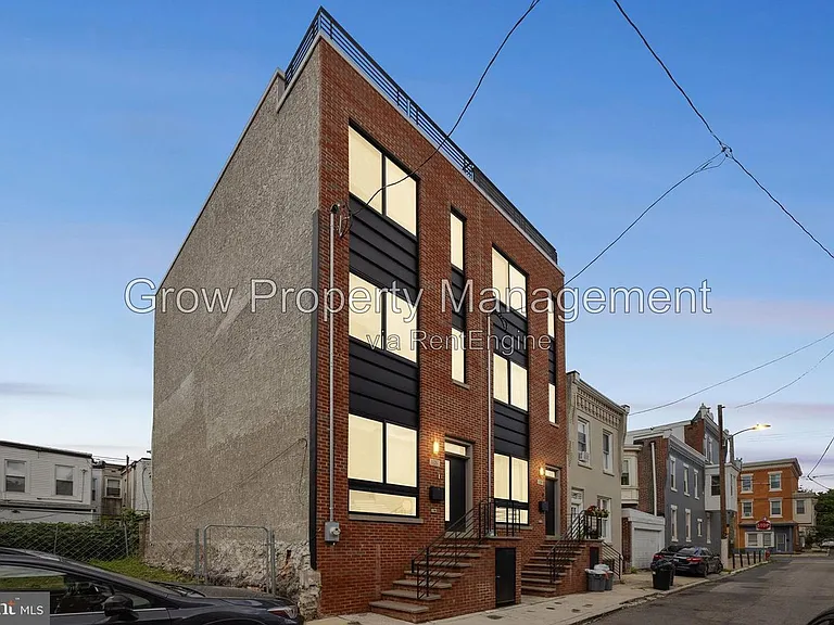 1752 N Bailey St — Photo 29