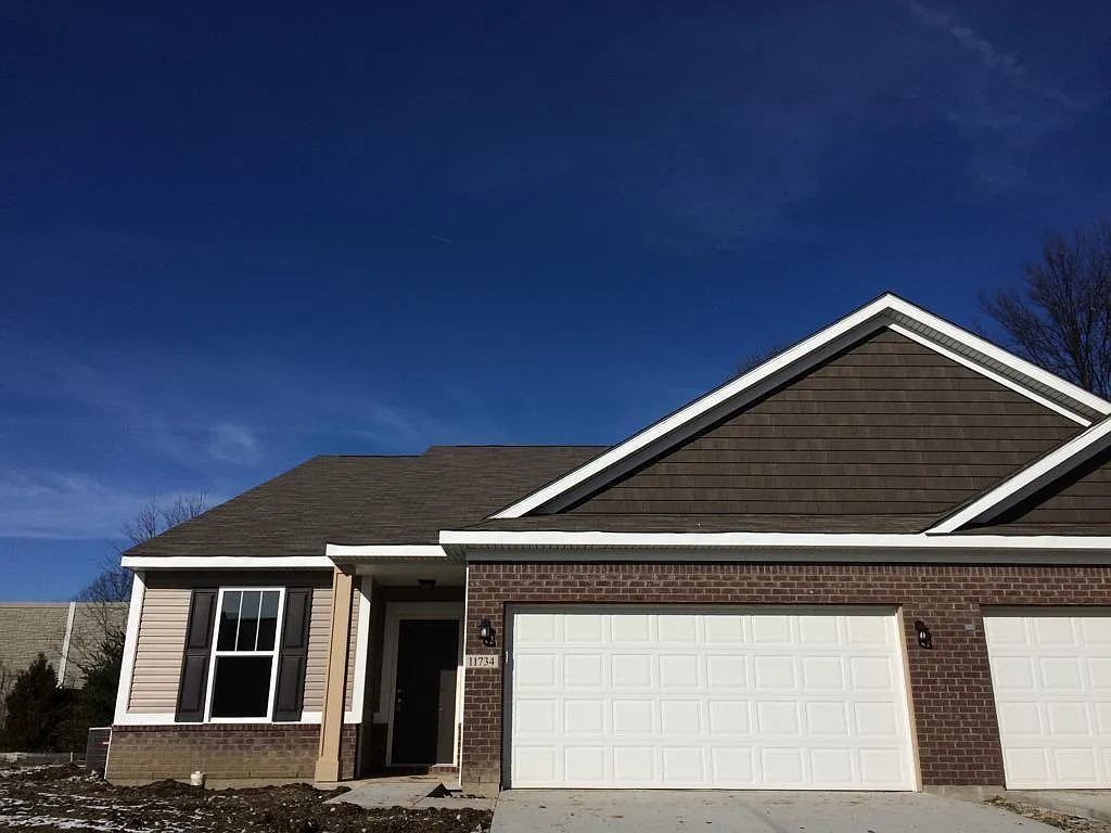 11734 Whisperwood Way photo 1