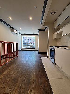 1st image of 1076 Bergen St #1B