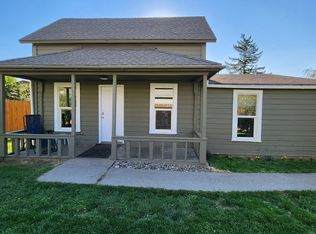 1117 Shearer St, The Dalles, OR 97058