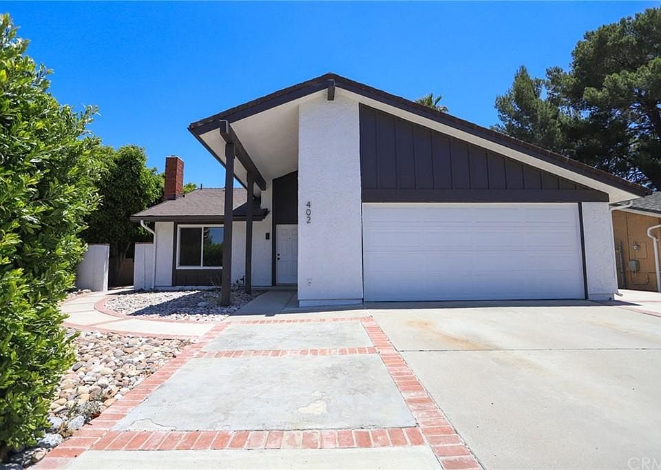 1st image of 402 W Avenida De Las Flores #0