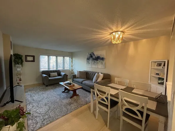 500 Colonial Dr Unit 110, Ipswich, MA 01938
