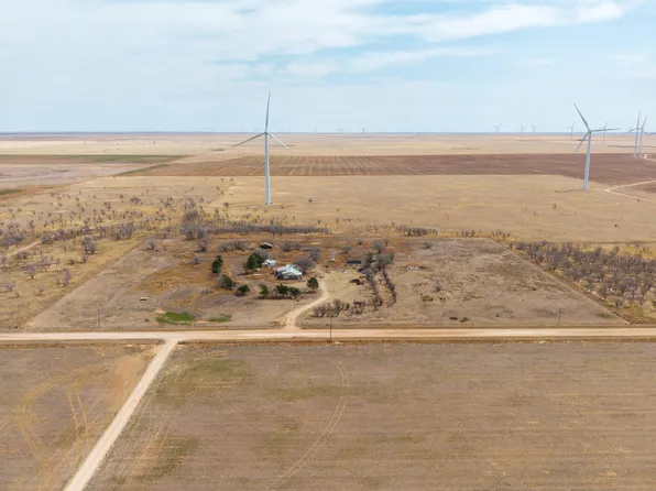 3370 County Rd E, Hereford, TX 79045