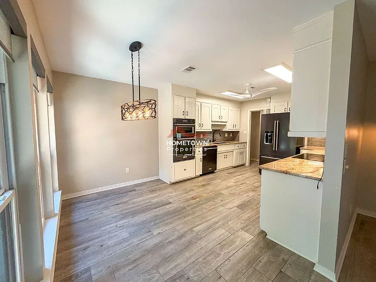 7707 Beechwood Dr — Photo 9