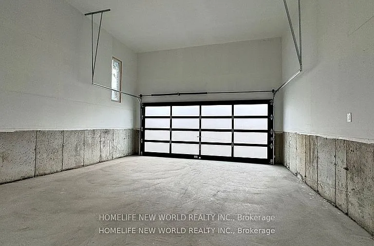 335 Coronation Rd — Photo 15