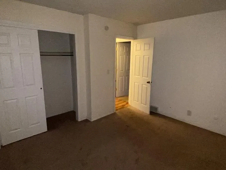 2629 N Pine St #3 — Photo 5
