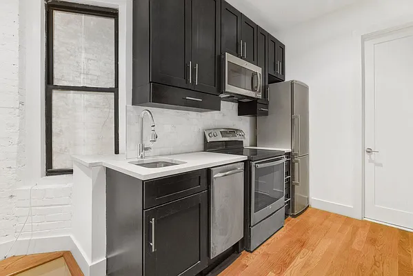 Rented by Compass | media 4