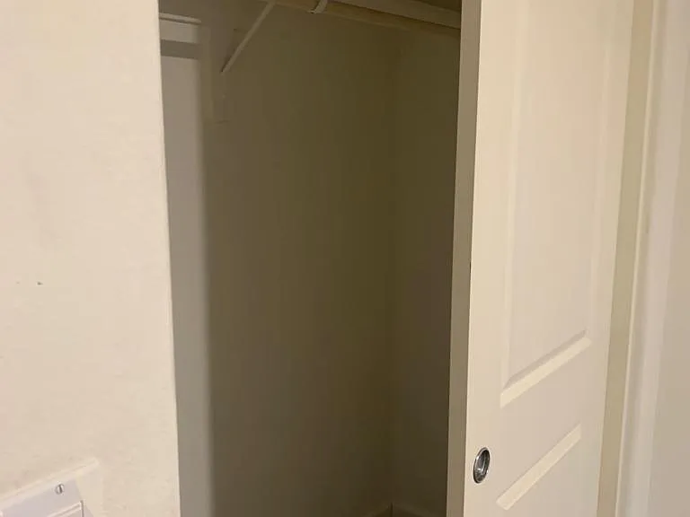 632 Heitz Ct — Photo 18