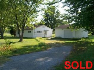 106 Creek Dr, Lake Waynoka, OH 45171
