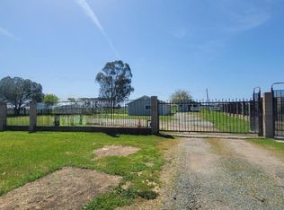 10670 Simmerhorn Rd, Galt, CA 95632