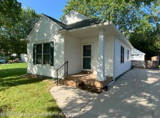 118 Hungerford St, Lansing, MI 48917