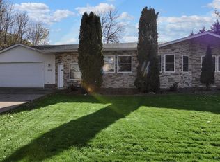 16910 332nd Pl, Isle, MN 56342