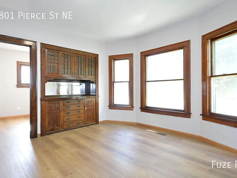 1801 Pierce St NE — Photo 4