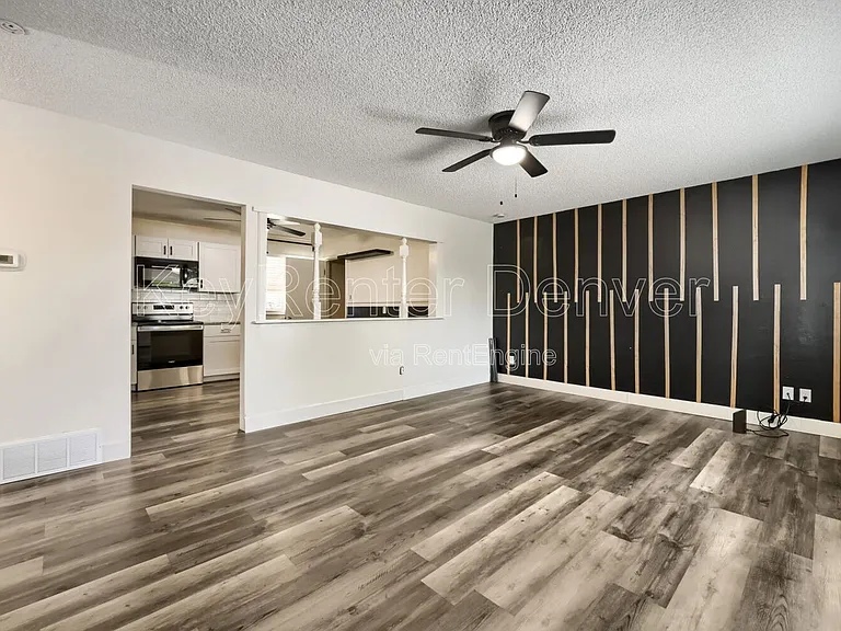 5543 Atchison St — Photo 7