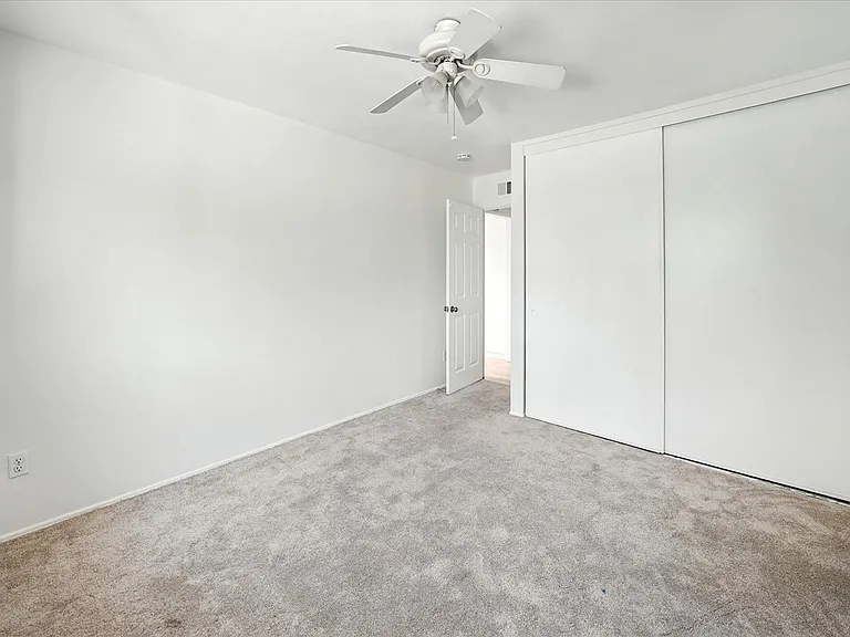 8846 Laramie Ave — Photo 16