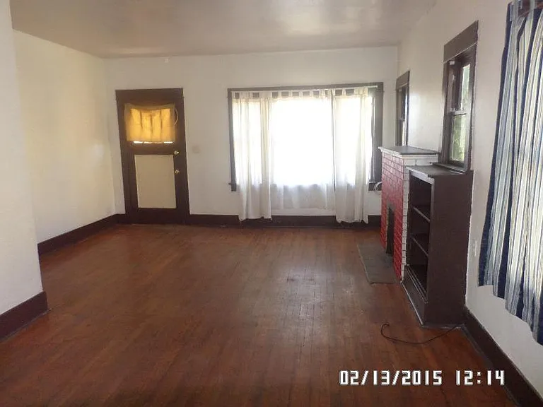 320 N Warren Ave — Photo 7