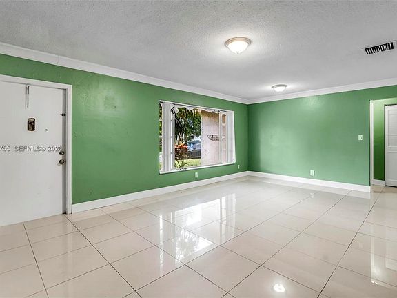 3rd image of 7108 NW 76th Ct