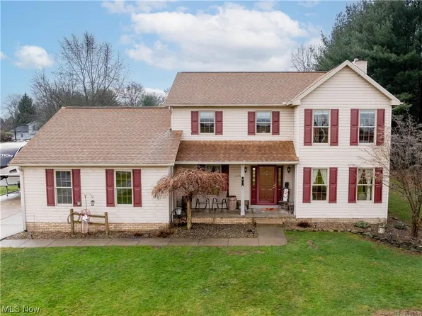 10359 Middlebranch Ave NE, Hartville, OH 44632