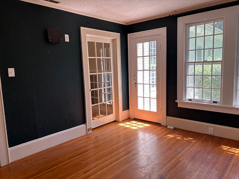 310 Hinsdale Ave — Photo 19