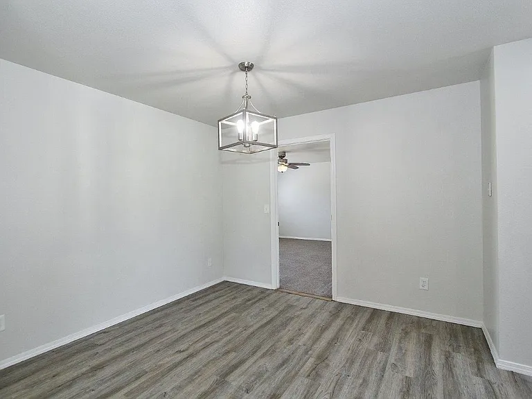 1938 E Birchwood Dr — Photo 6