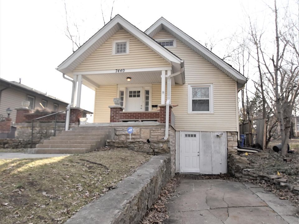 1st image of 7440 Lydia Ave
