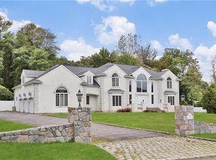 28 Westchester View Ln, White Plains, NY 10607