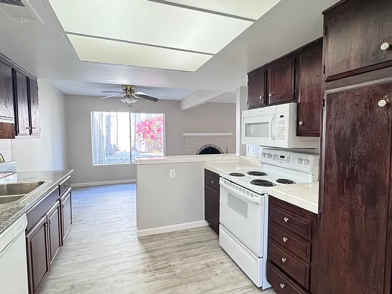 9847 Genesee Ave — Photo 17