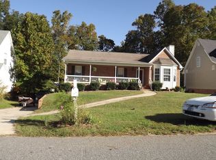 205 Coghill Dr, Winston Salem, NC 27103