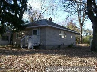 316 Stewart Rd, Willernie, MN 55090