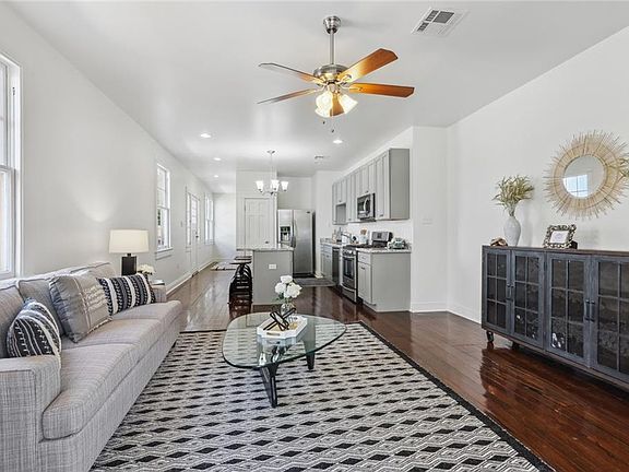 3rd image of 4523 Walmsley Ave