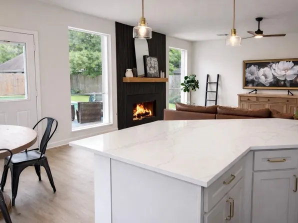 30122 Falher Dr, Spring, TX 77386