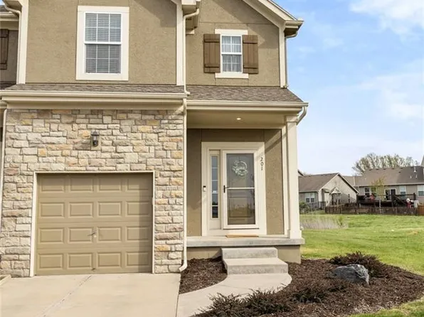 201 N Laurel St, Gardner, KS 66030