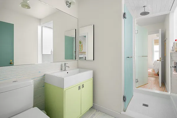 Sold by Compass | media 15